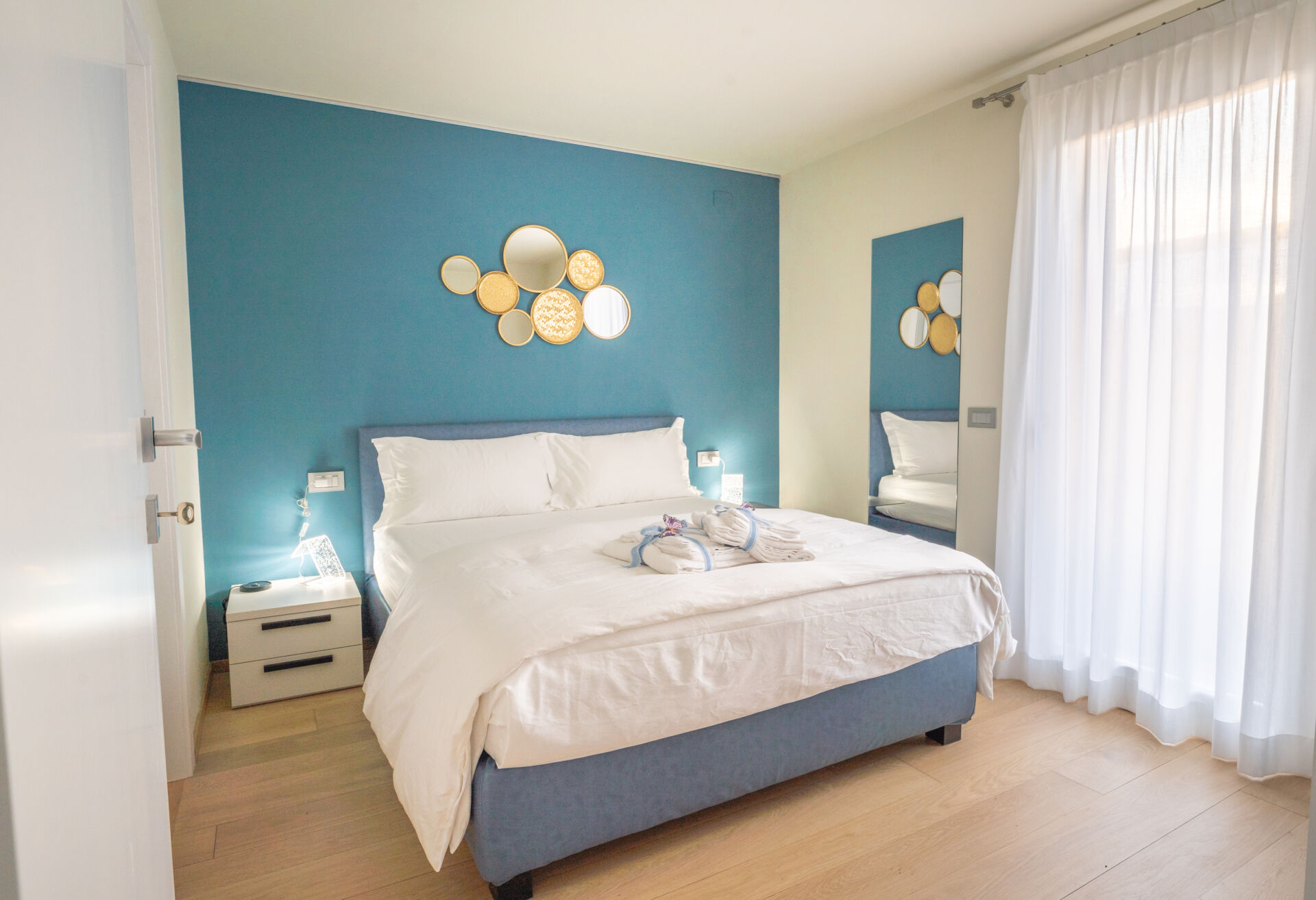 Mattia Room